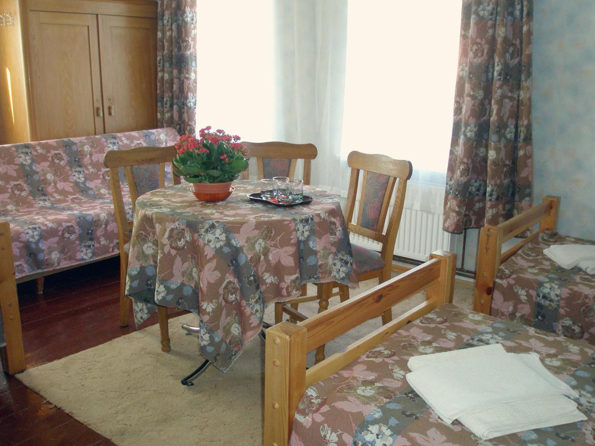 ホテルメテオリッツ スミルテネ 部屋 写真